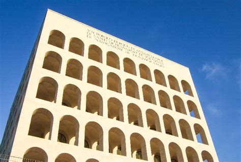 il colosseo quadrato fendi|fendi palazzo della civilta.